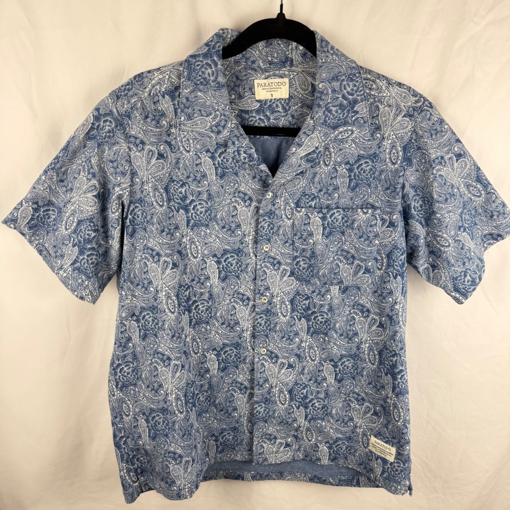 Paratodo Blue‎ White Paisley Short Sleeve Button Front Small Made in USA